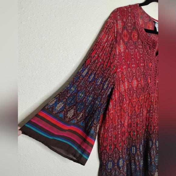 Catherines Colorful Graphic 3/4 Sleeve Pleated Tunic Women's Plus Size 2X - Picture 2 of 6